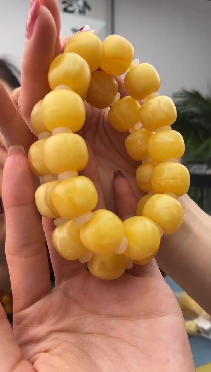 【闪购商品】蜜蜡珠宝奇石未镶嵌假一赔十，多样性发一件044 18