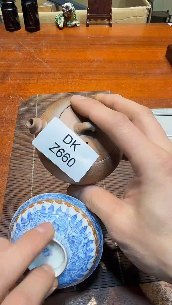 瓷片母****猪哈哈哈哈哈660