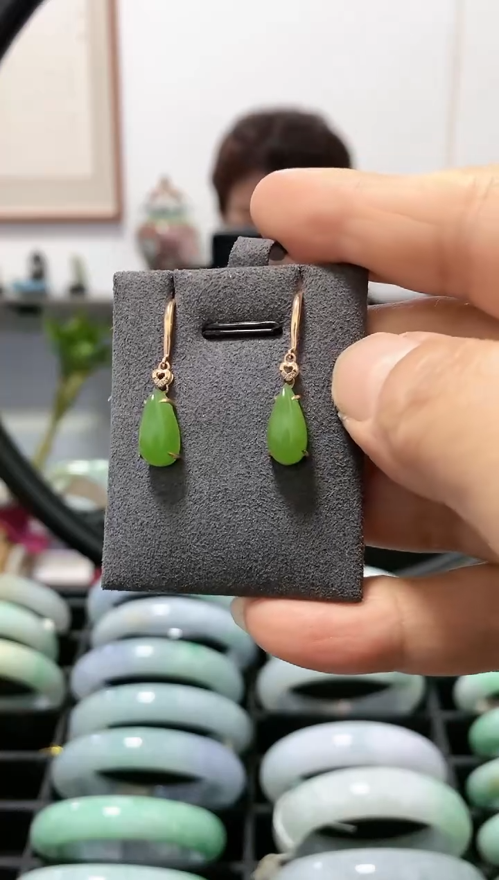 【闪购商品】和田玉耳饰18K金镶嵌耳坠