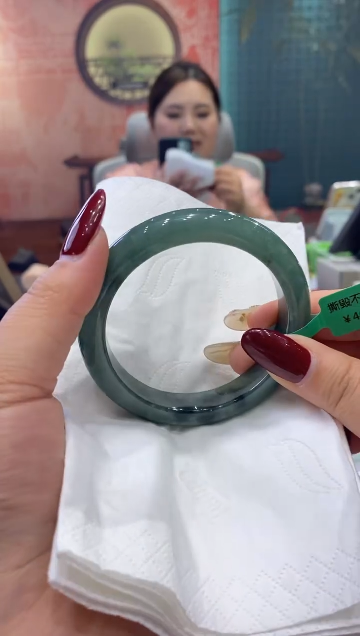 【闪购商品】翡翠手镯未镶嵌多人0018492