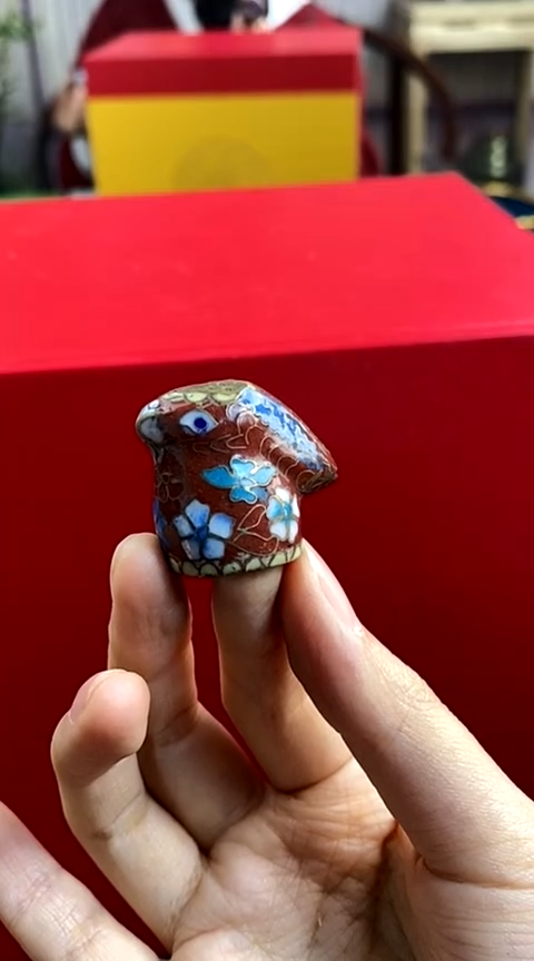 【闪购商品】非遗技艺 景泰蓝顶针兔红蓝