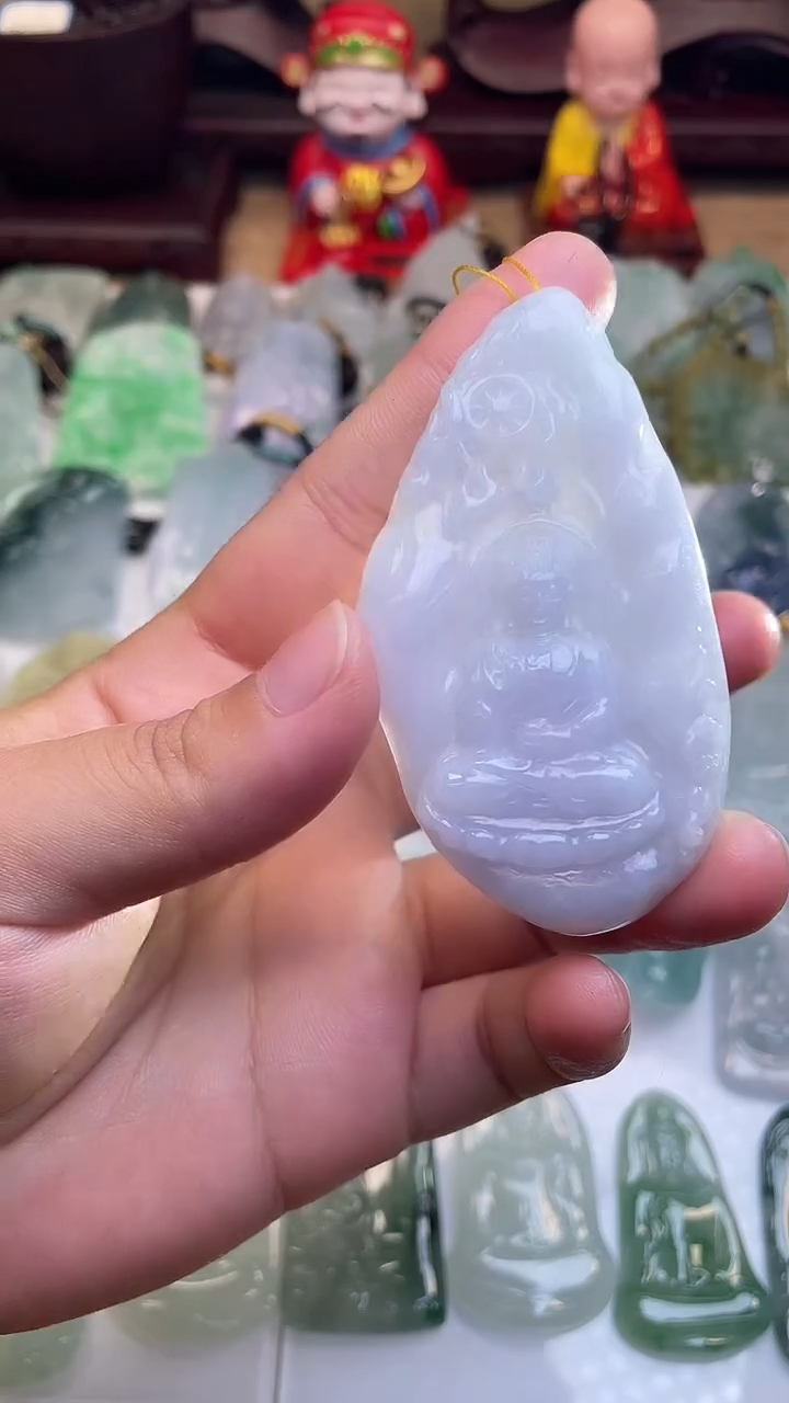 颈饰未镶嵌翡翠阿弥陀佛