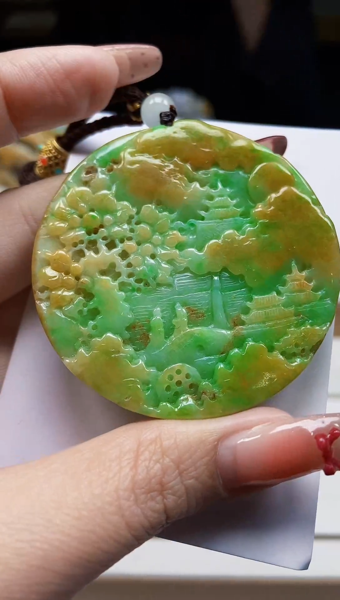颈饰未镶嵌翡翠1