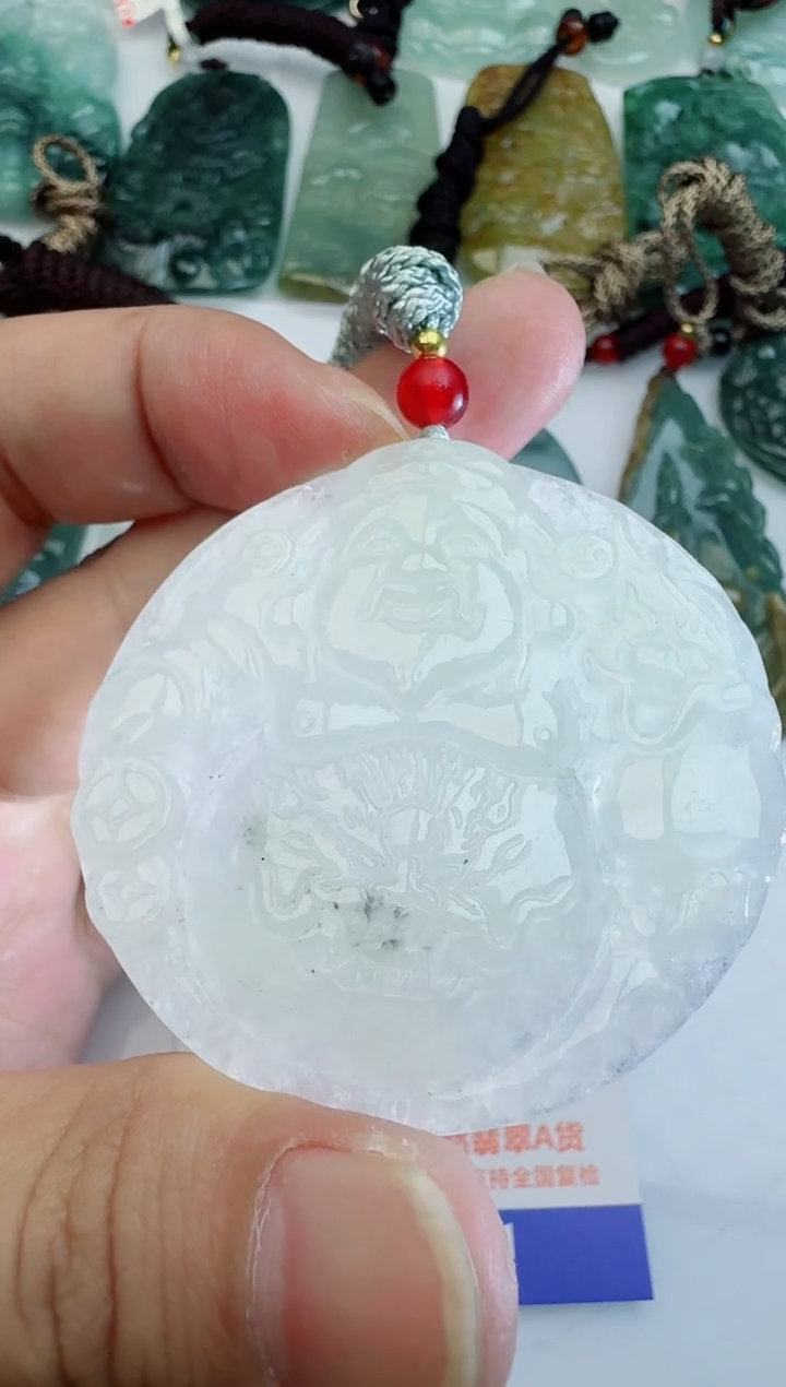 【闪购商品】翡翠颈饰未镶嵌11111111111