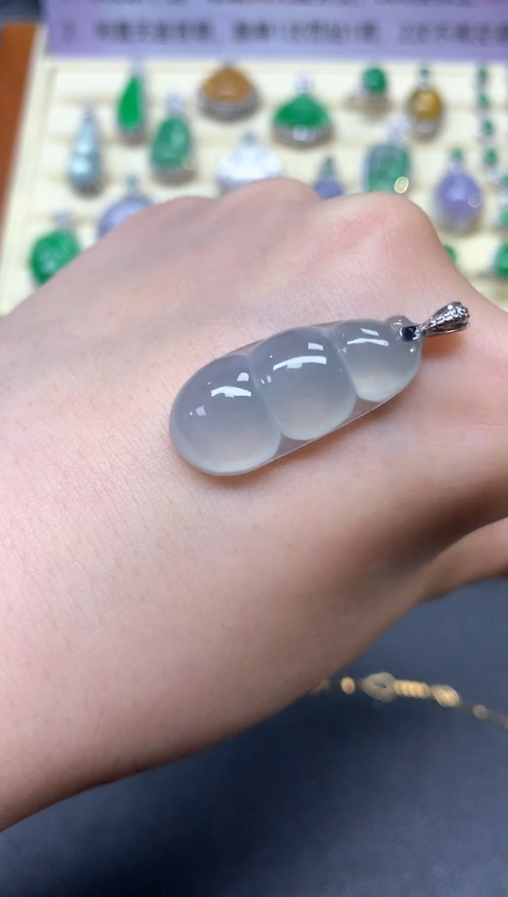 【闪购商品】翡翠吊坠(不含链)18K金镶嵌吊坠|1900+190