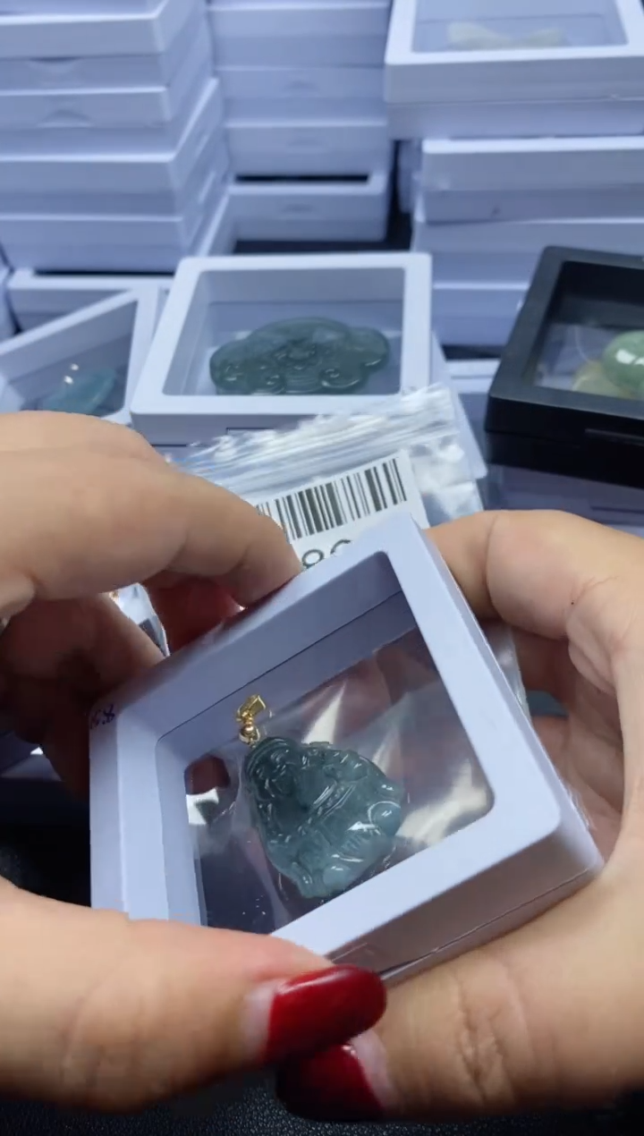 【闪购商品】翡翠吊坠(不含链)未镶嵌38905