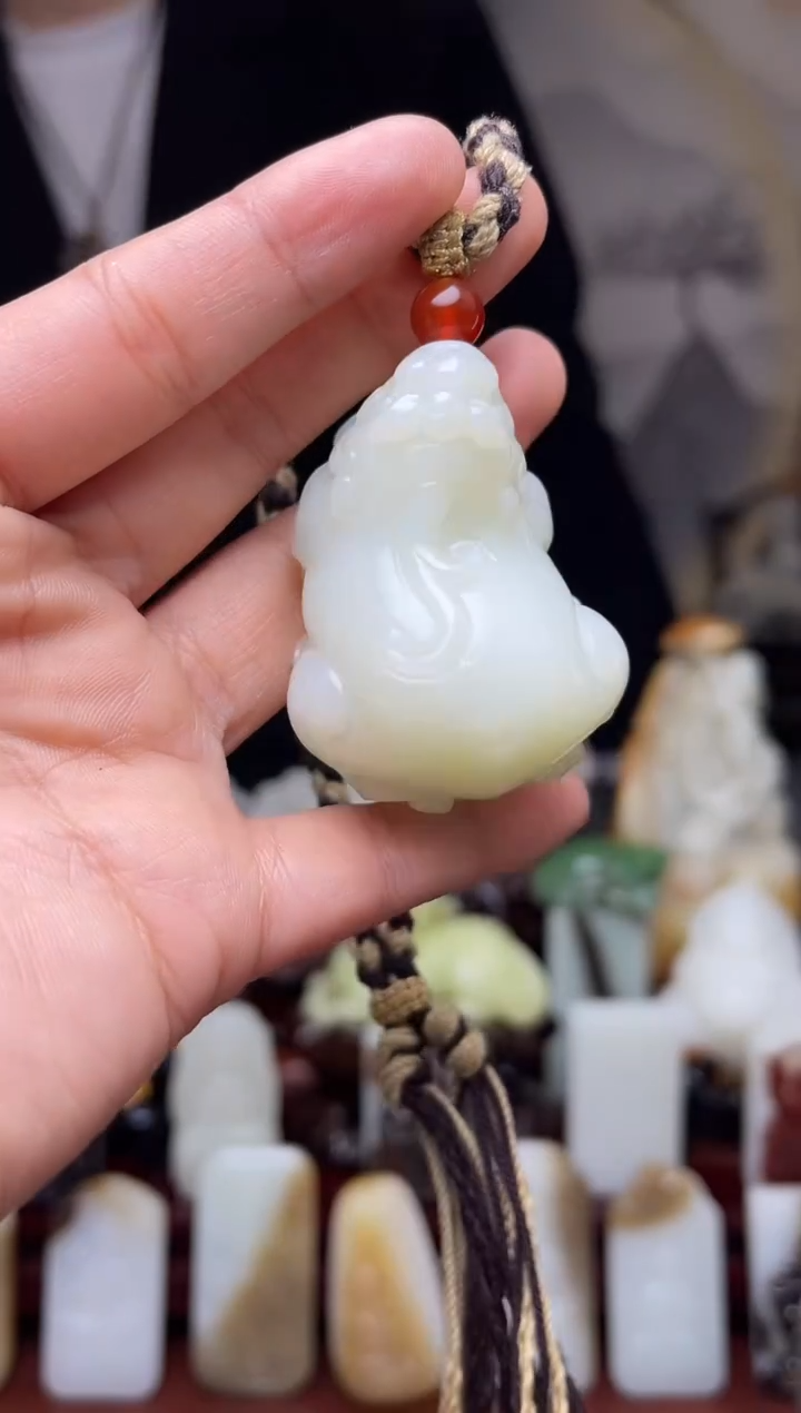 【闪购商品】和田玉吊坠未镶嵌121