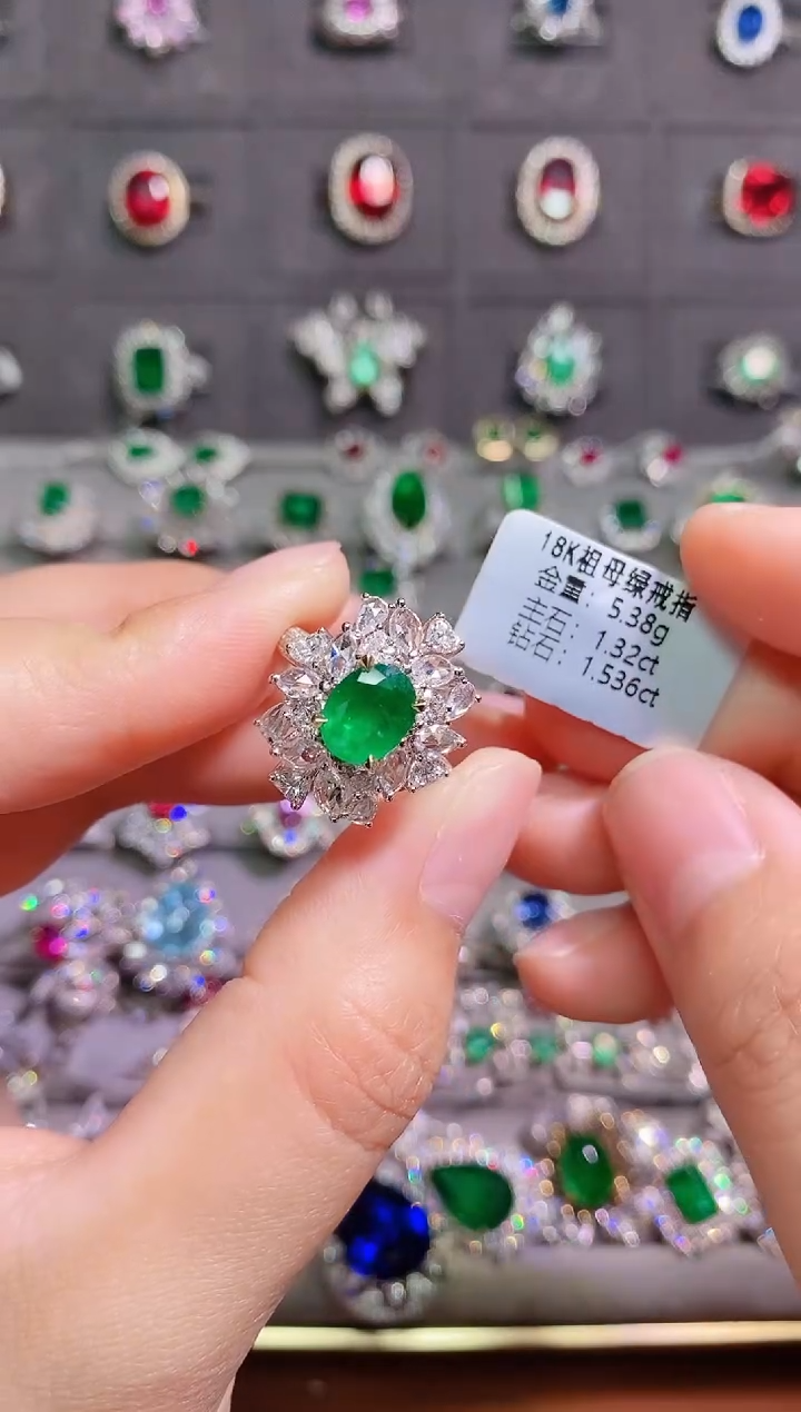 【闪购商品】祖母绿18K金戒指18K金镶嵌1