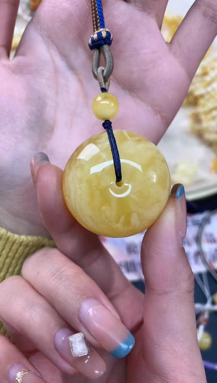 【闪购商品】蜜蜡裸石未镶嵌吊坠A84|2980