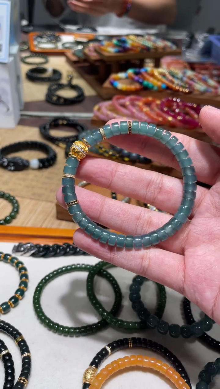 未镶嵌手串翡翠若*7mm高冰蓝翡翠手串设计款