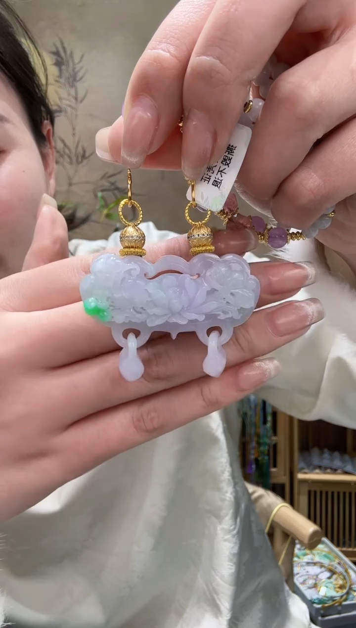 【闪购商品】翡翠颈饰未镶嵌吊坠