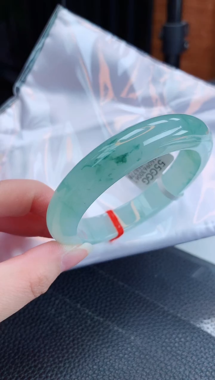 【闪购商品】翡翠手镯未镶嵌缅甸天然翡翠A货手镯