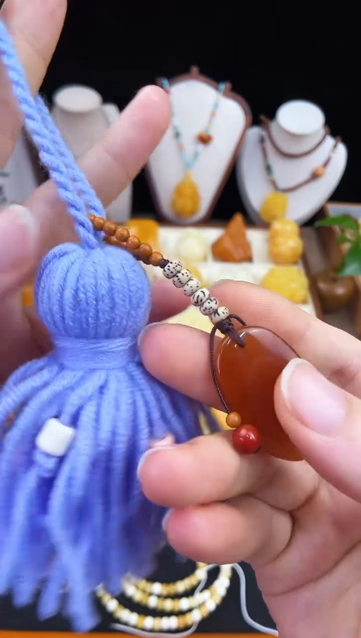 琥珀未镶嵌珠宝奇石柒月