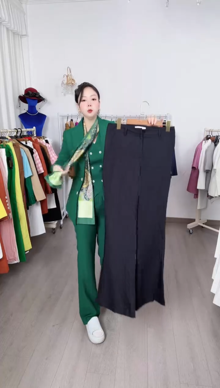 M码喇叭裤（默认微瑕、不退不换）