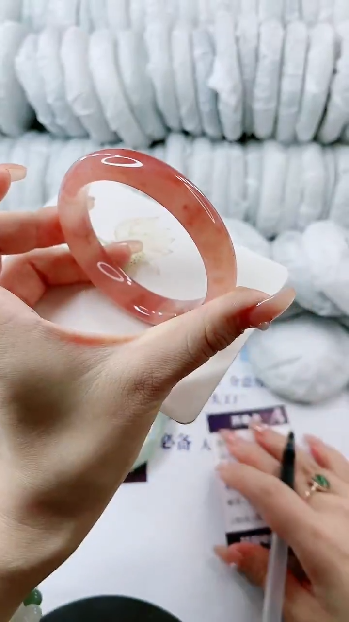 【闪购商品】石英质玉手镯未镶嵌多样性发货A59