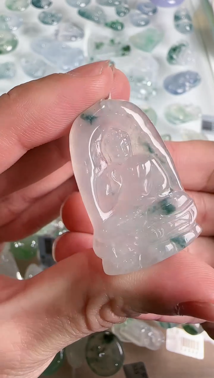 【闪购商品】翡翠吊坠(不含链)未镶嵌··