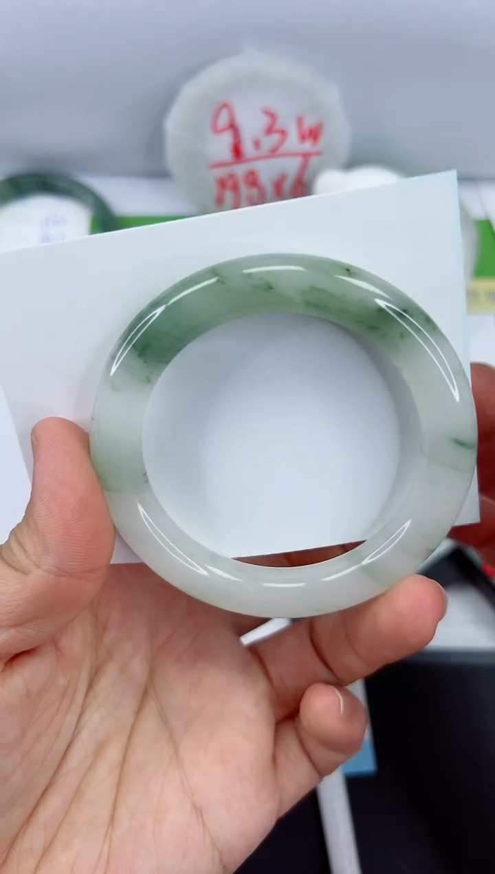 【闪购商品】石英质玉手镯未镶嵌561-53.8