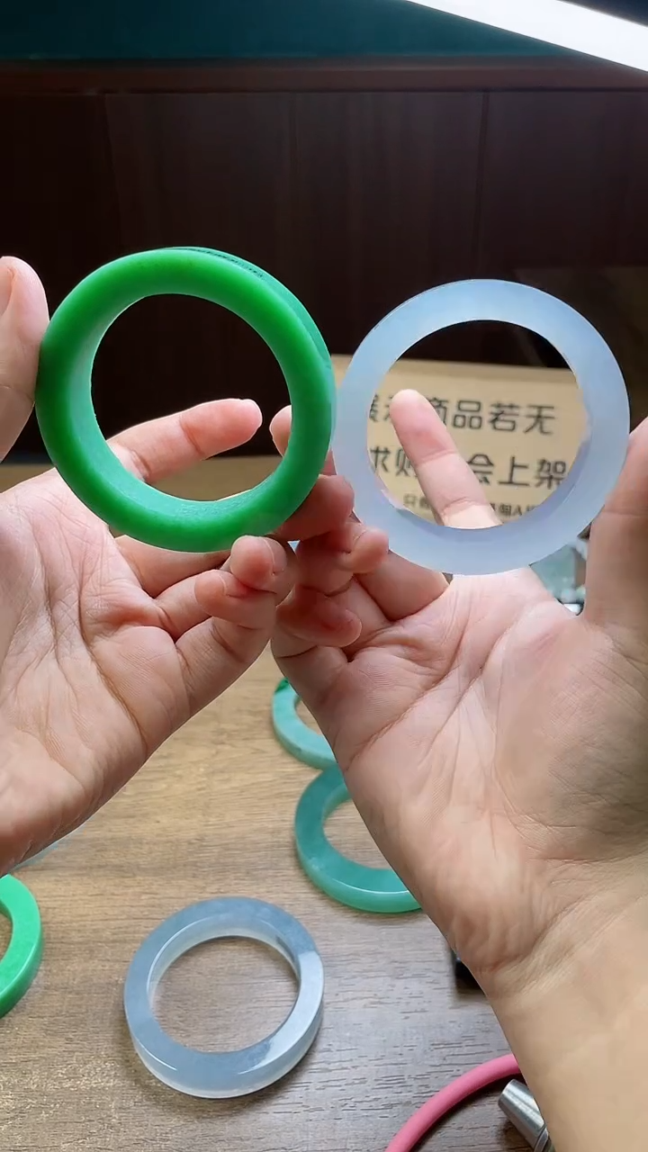定制翡翠手镯未镶嵌7?定制