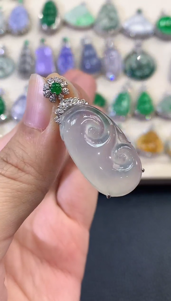 【闪购商品】翡翠吊坠(不含链)18K金镶嵌B75   