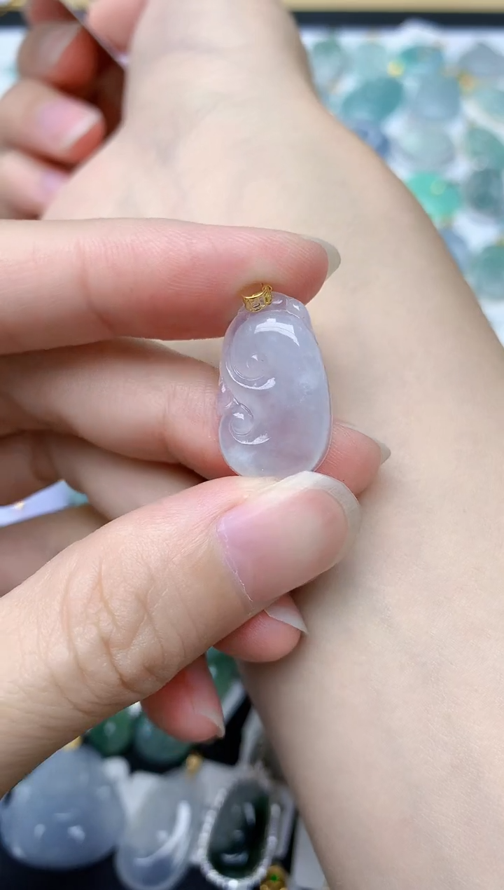 翡翠18K金镶嵌颈饰天然A货翡翠