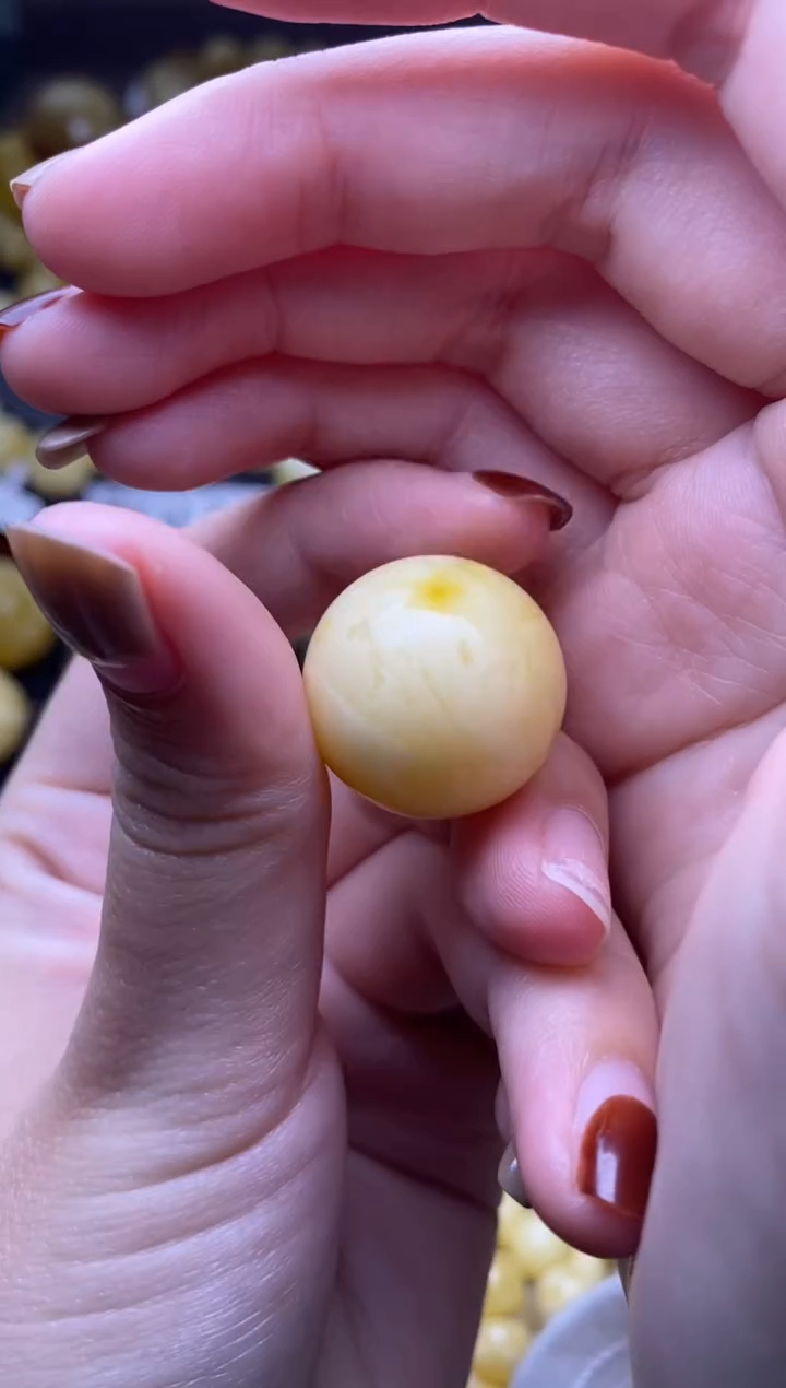 【闪购商品】琥珀裸石未镶嵌大小姐珠宝25