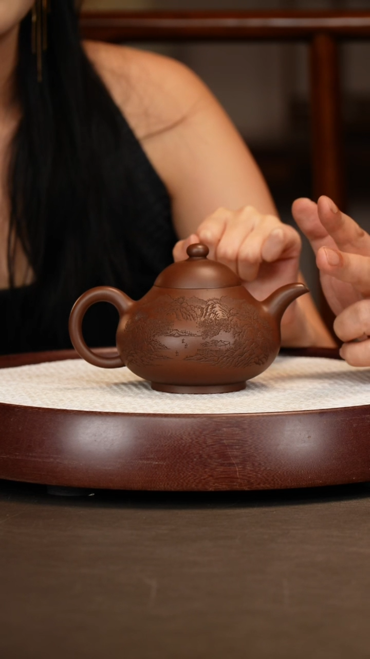 茶壶紫砂【顾顺之】梨形壶 400cc+章墨宝