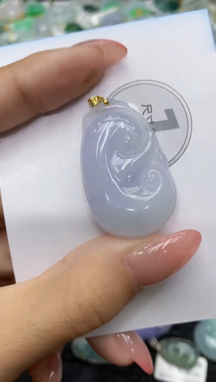 颈饰18K金镶嵌翡翠111111111111