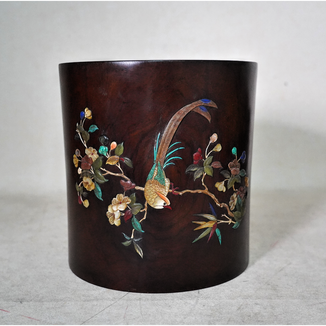 文华开物第174期拍品 8 清代 黄花梨嵌百宝花鸟纹笔筒