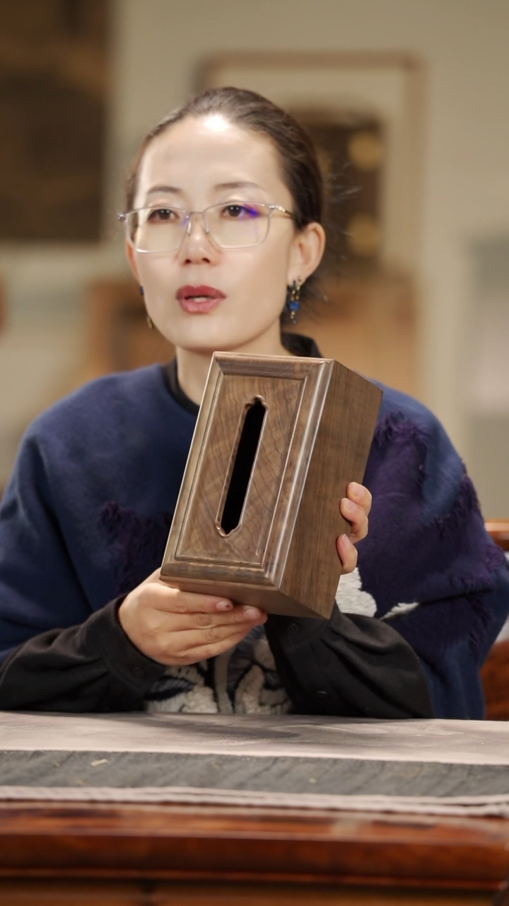 【闪购商品】金丝楠木雕398原木款纸巾盒