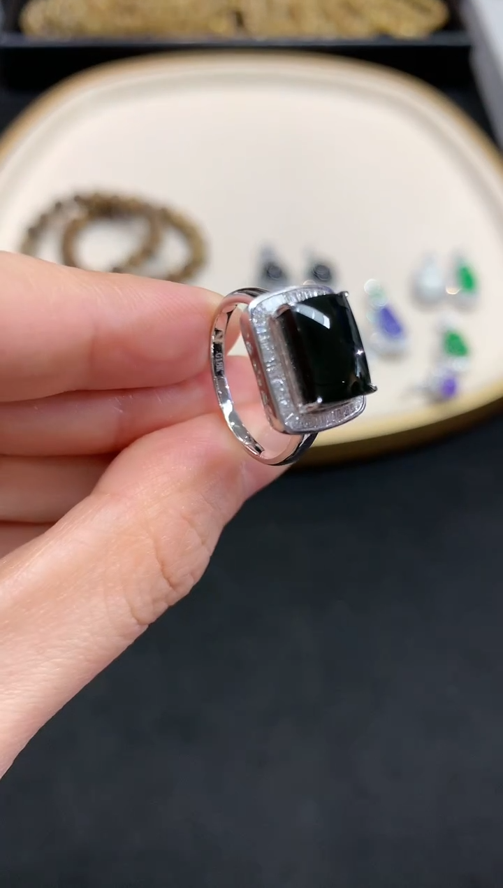 【闪购商品】翡翠戒指18K金镶嵌W277|6980