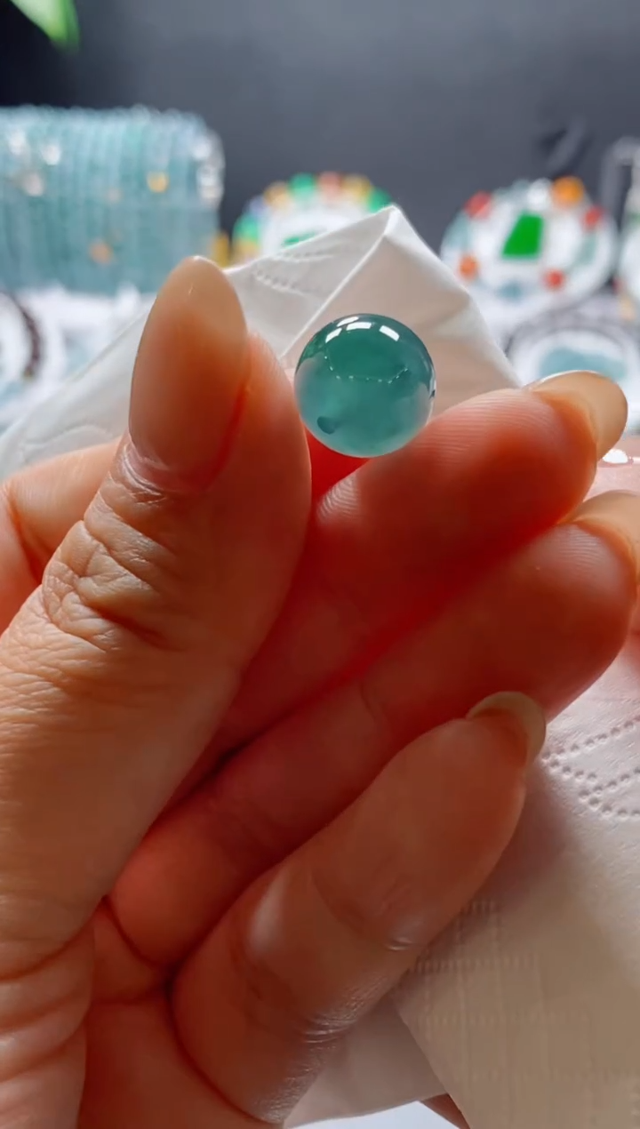 颈饰未镶嵌翡翠1071221079（卡十二左右）