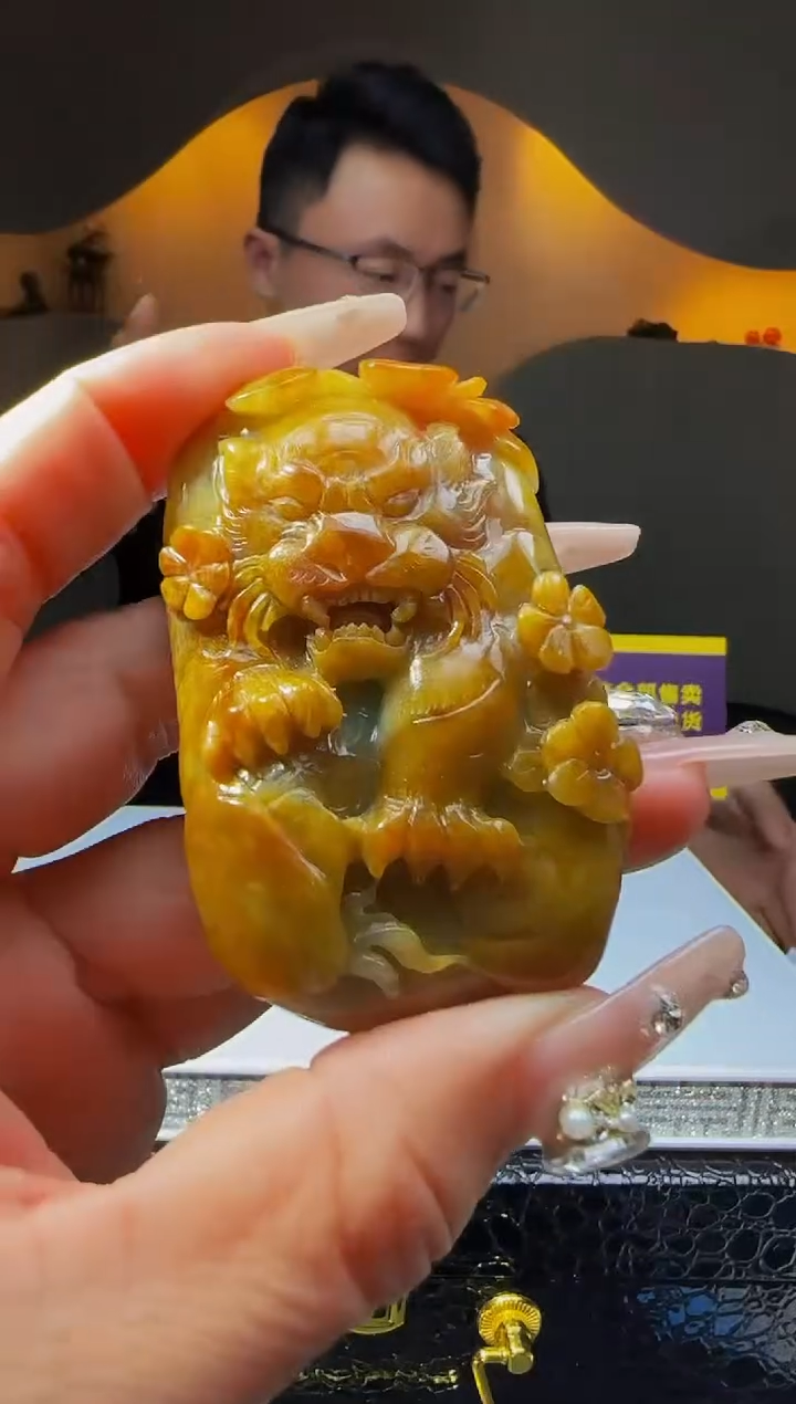 【闪购商品】定制翡翠未镶嵌Q03243翡翠毛货