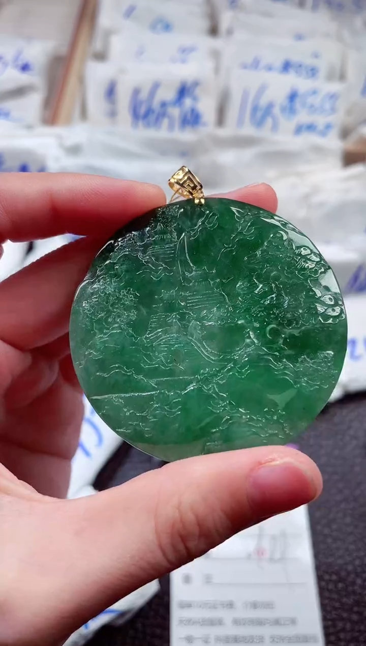 翡翠18K金镶嵌颈饰00008390