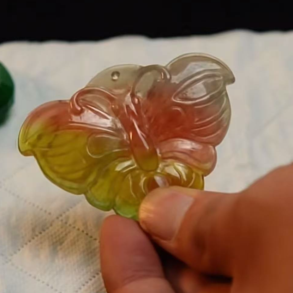 【华夏文物甄选商店02235】翡翠蝴蝶