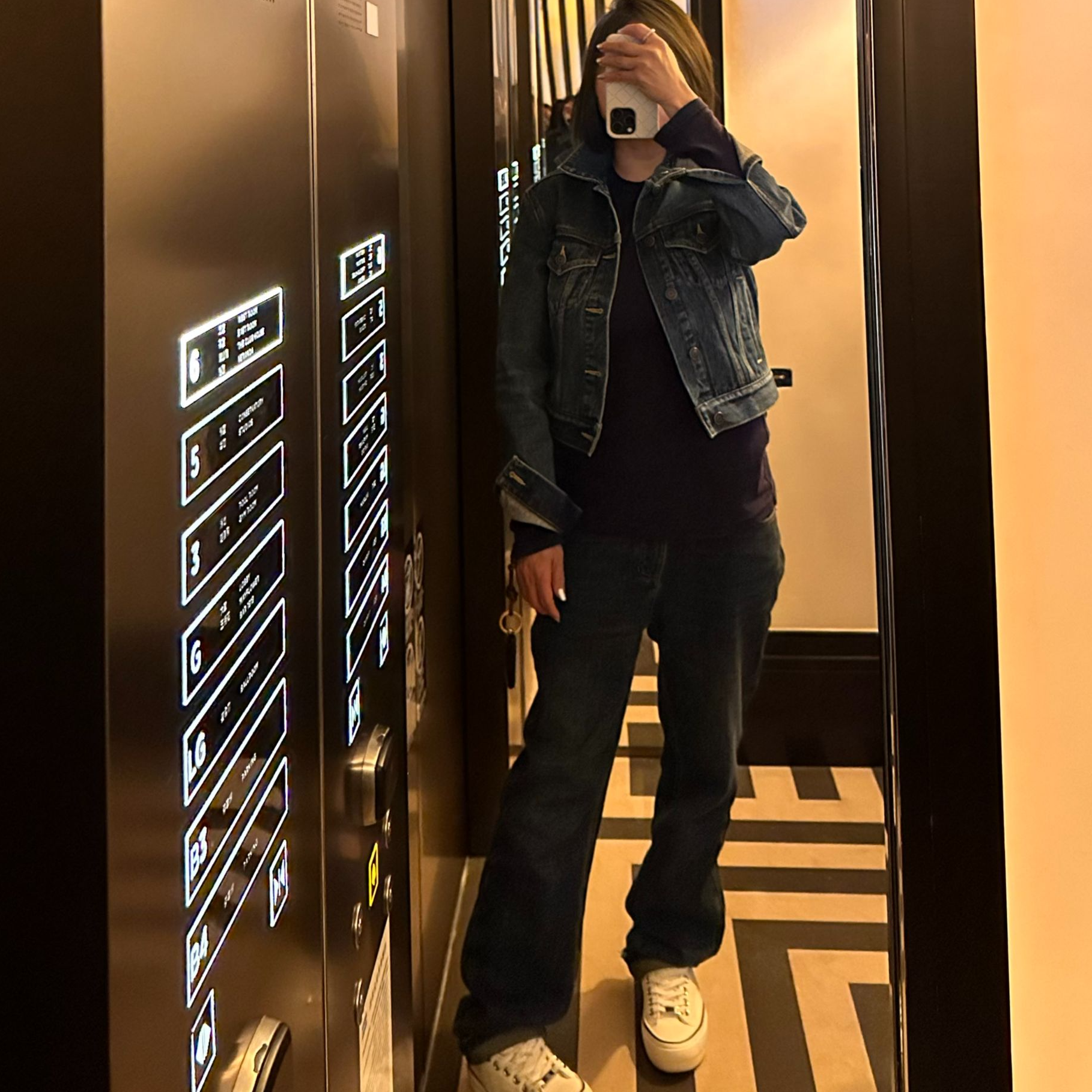 COCOLINDA微弹喇叭裤加绒黑色牛仔裤 N1057-2