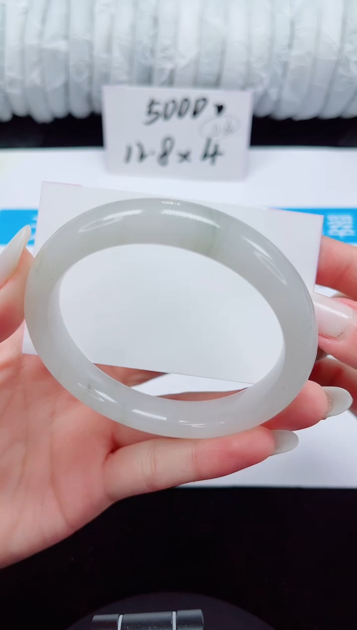 未镶嵌手镯石英质玉61-60/61
