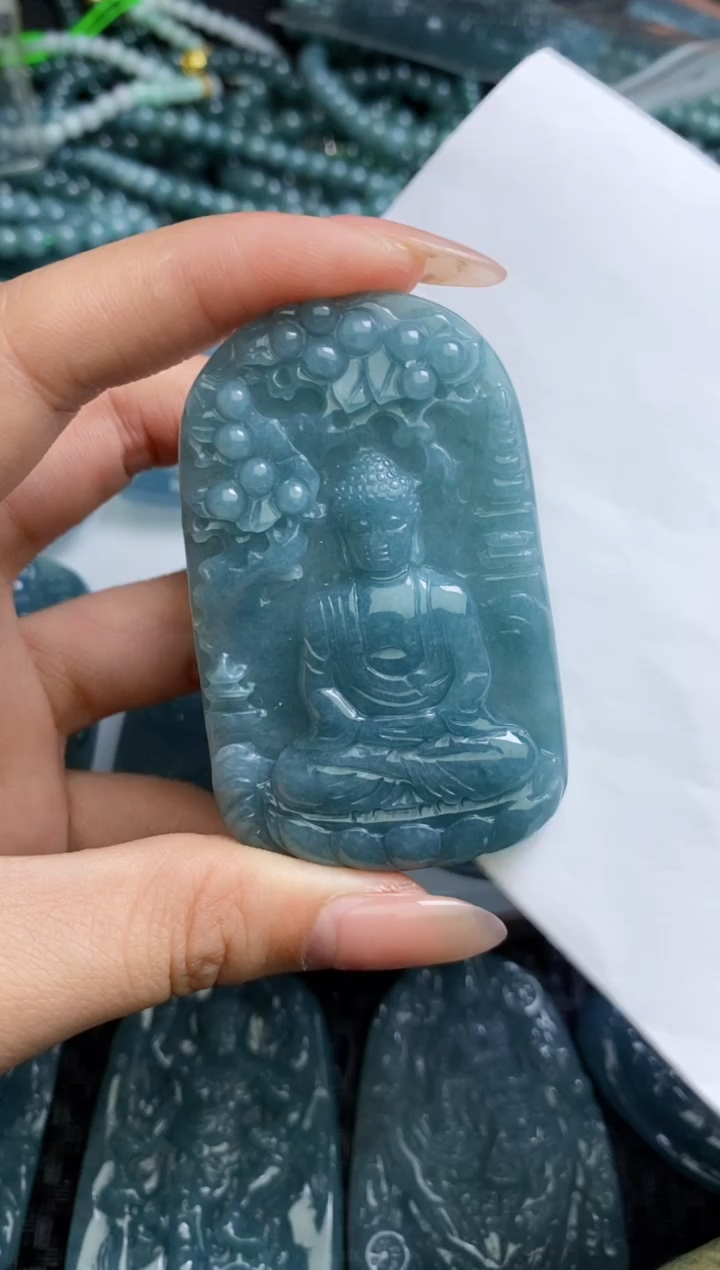 【闪购商品】翡翠颈饰未镶嵌