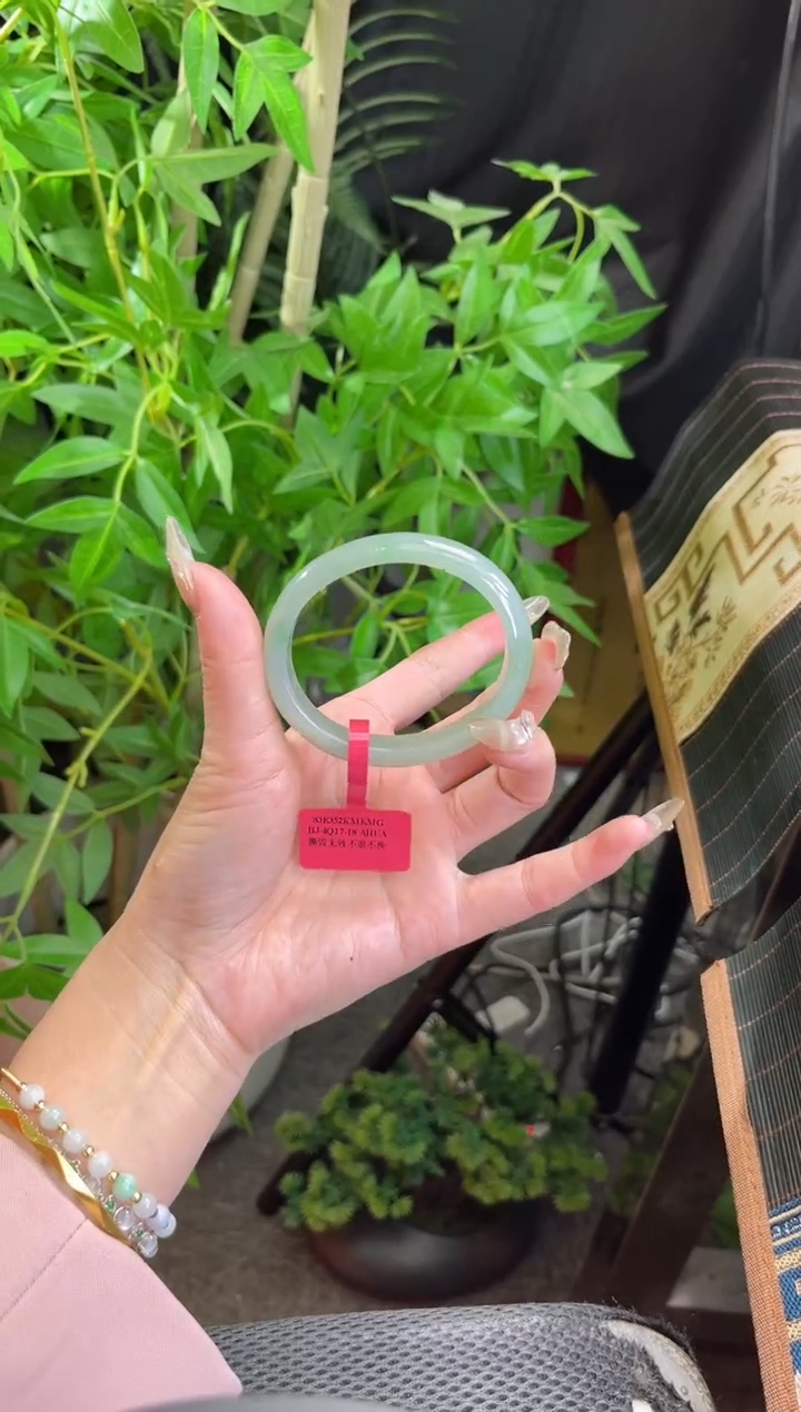 【闪购商品】翡翠手镯未镶嵌翡翠手镯/55贵