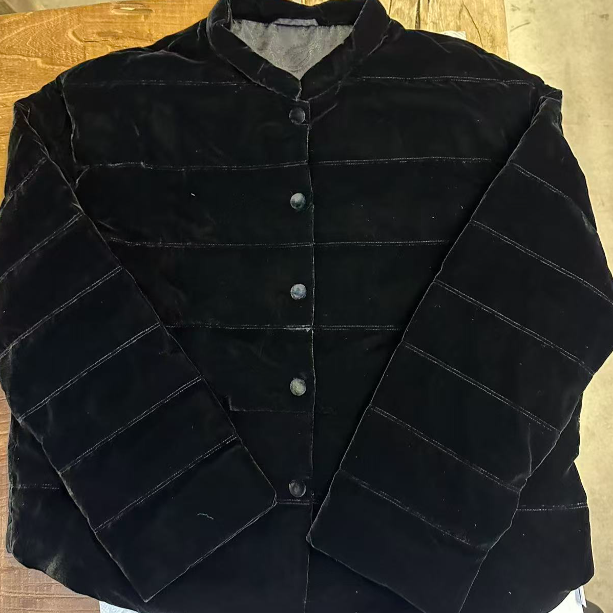 HALUNGLE/海伦格丽4042 真丝鹅绒短款立领羽绒 dy