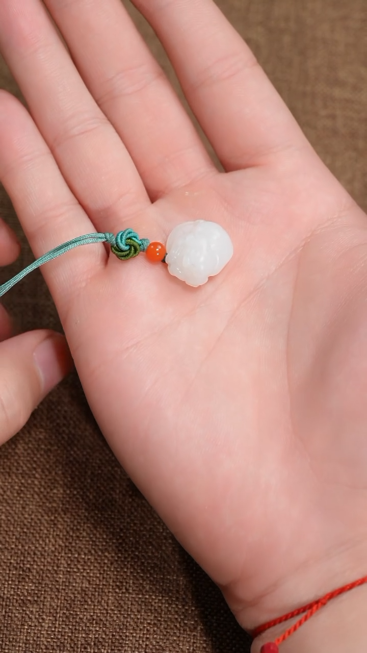 【闪购商品】和田玉颈饰未镶嵌0