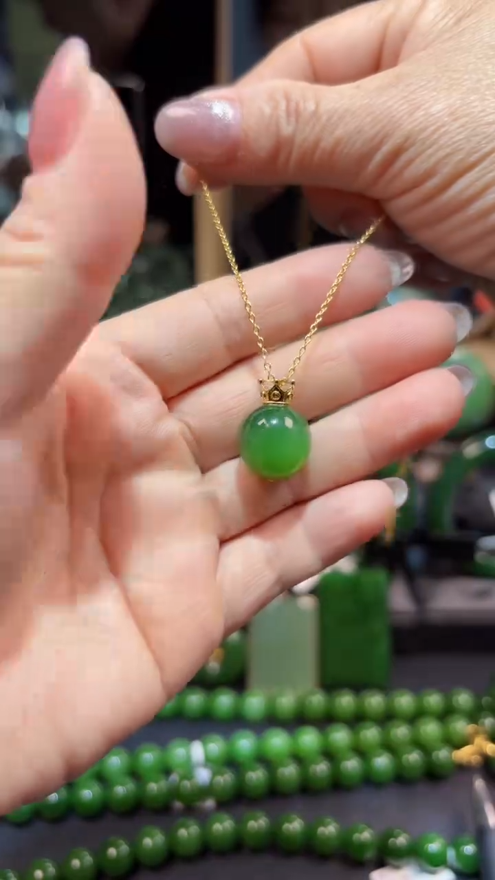 【闪购商品】和田玉（碧玉）吊坠(赠链)18K金镶嵌1