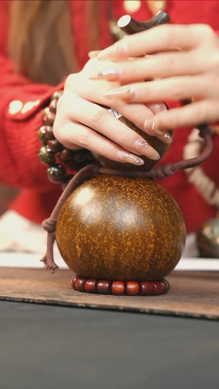 【闪购商品】WY179大漆酒葫芦不包手串及旋转底座