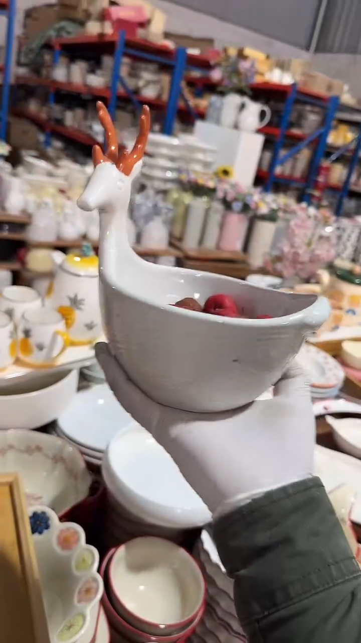 陶瓷麋鹿微瑕凑满20元包邮