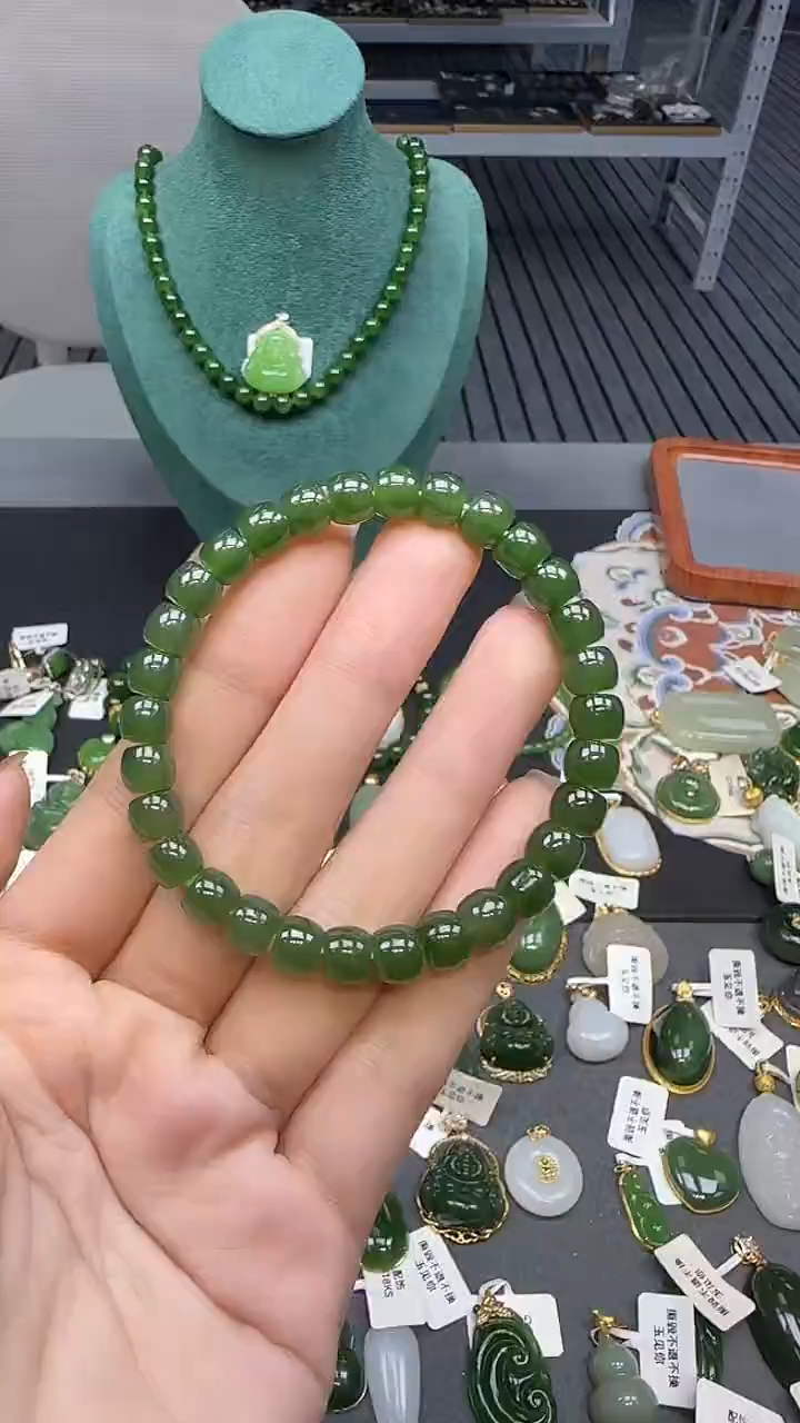 未镶嵌手串和田玉1