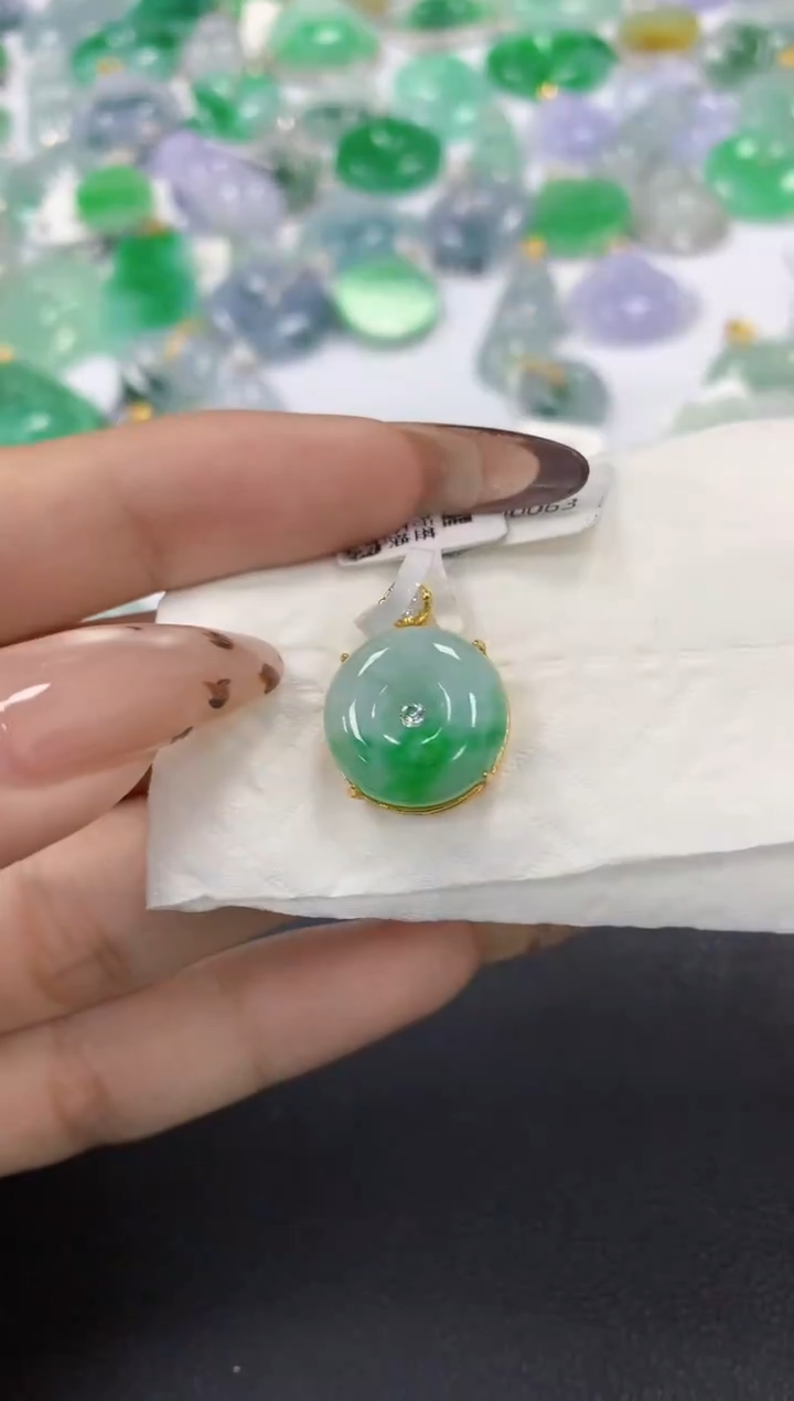 颈饰银S925镶嵌翡翠a货假一赔三支持复检百元上9元证书费自理