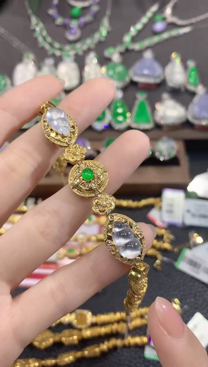 18K金镶嵌手链翡翠D80翡翠