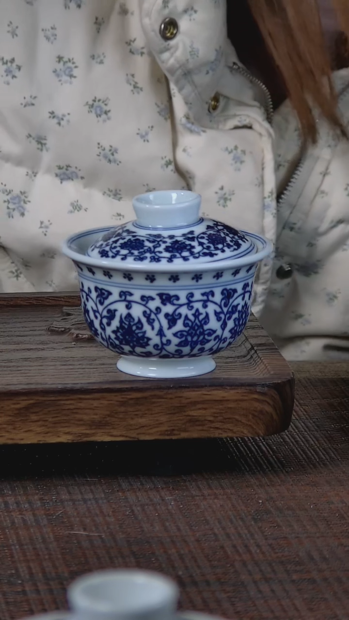 【闪购商品】折葵非器手工手绘缠枝元宝盖碗