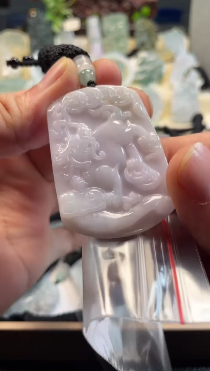 颈饰未镶嵌翡翠12/12/051