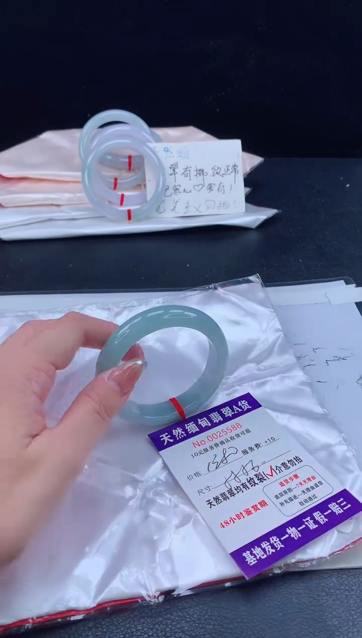 翡翠手镯未镶嵌11111111
