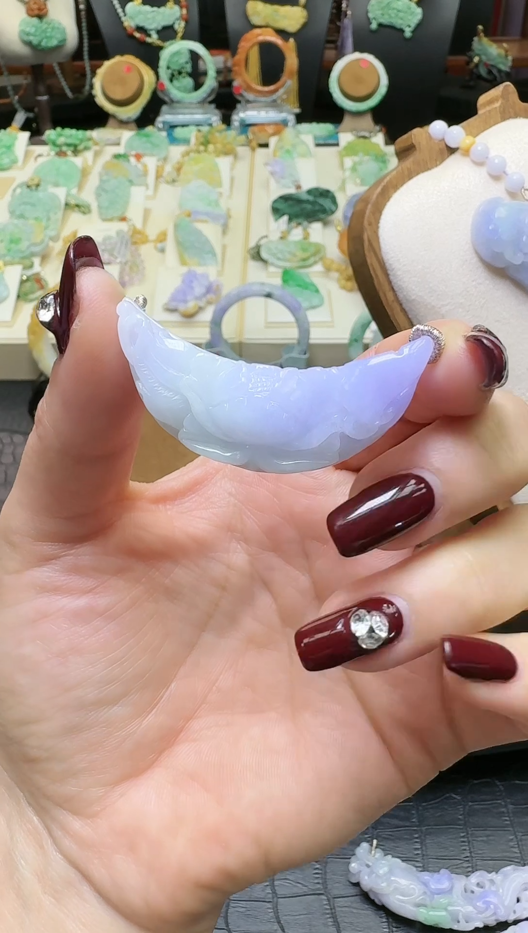 【闪购商品】翡翠颈饰未镶嵌天然紫翡弯弯